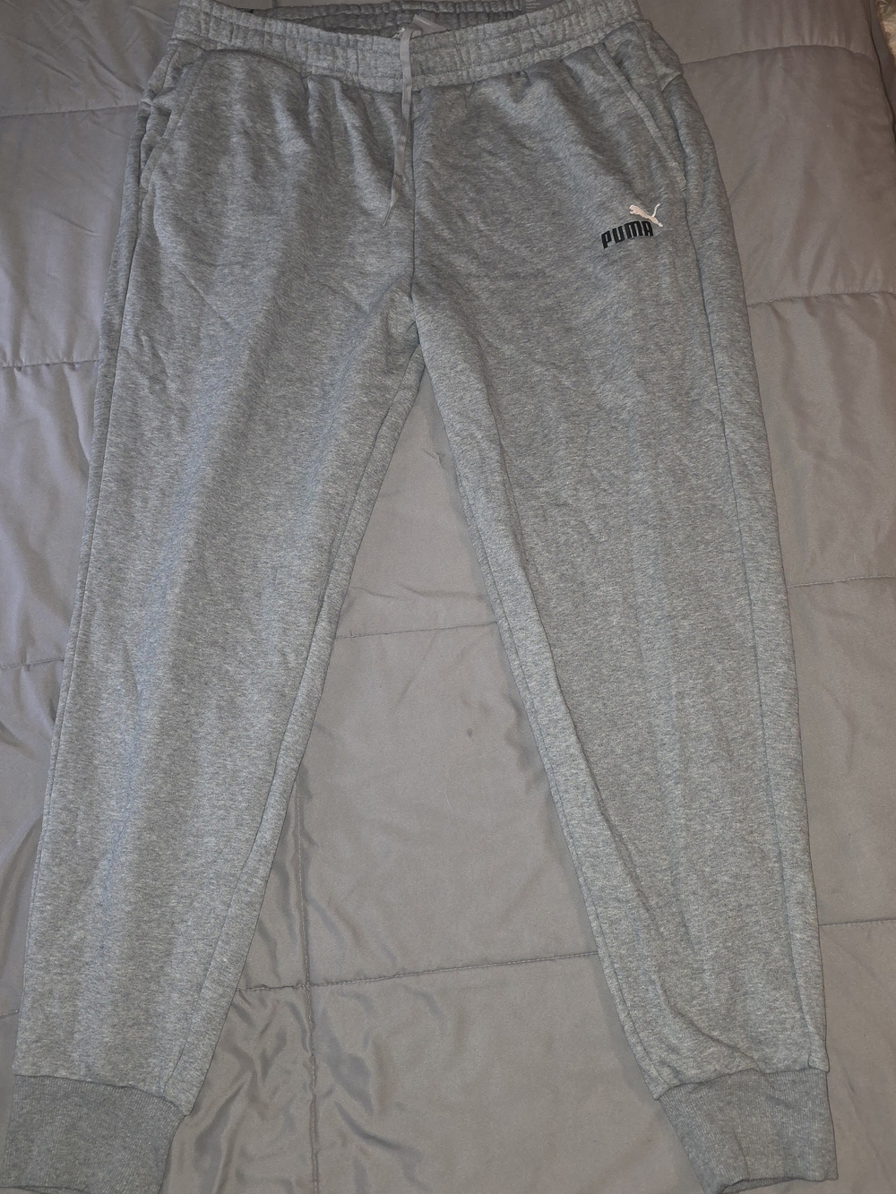 Puma Men’s Gray Jogger Sweatpants